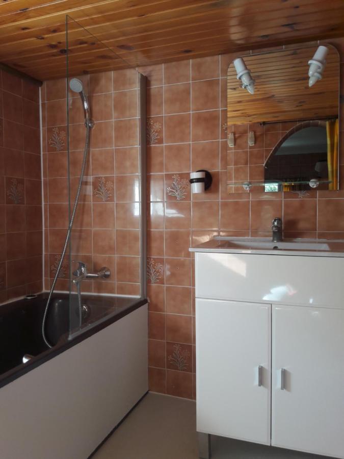 Residence Les Ecureuils Gréoux-les-Bains Eksteriør billede